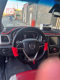 جیپ گراند شیرۆکی